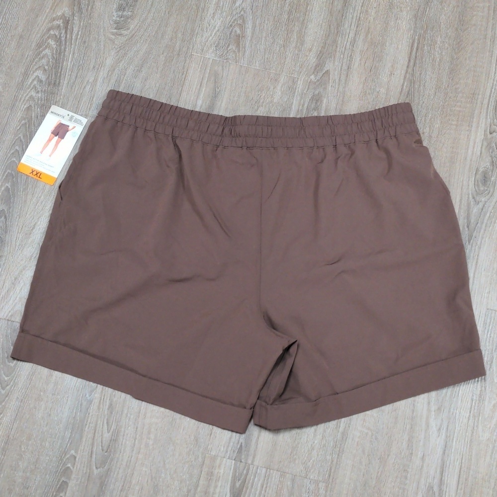 Women's Athletic shorts size XXL - Picture 3 of 3